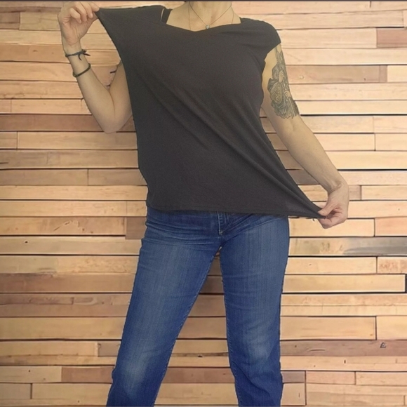 Athletic Works Sleeveless Top SOFT & Stretchy  Large V-neck - Picture 9 of 15